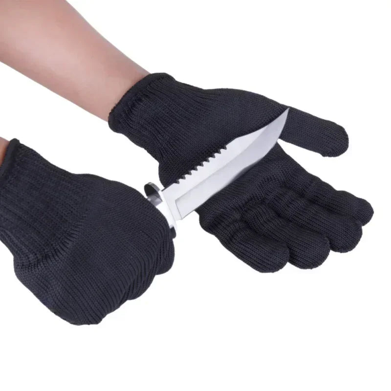 Anti cutting gloves